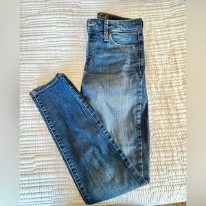 Universal Thread Blue Skinny Jeans